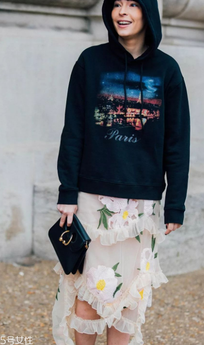 怎么選擇適合自己的裙子？清楚認(rèn)識自己的身材