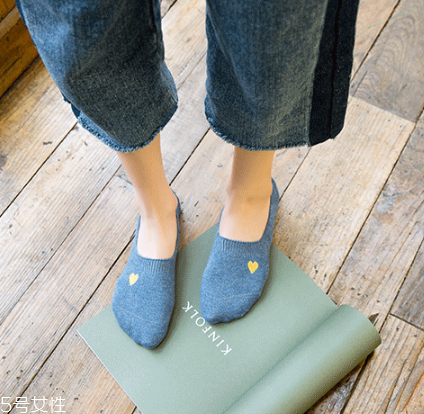 襪子起靜電怎么辦？靜電這樣去除