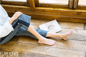 襪子全棉的好嗎？既吸汗又透氣