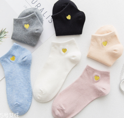 襪子染色了怎么去除？襪子染上顏色這樣洗