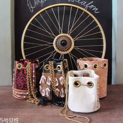 delphine delafon是什么牌子？美到怦然心動