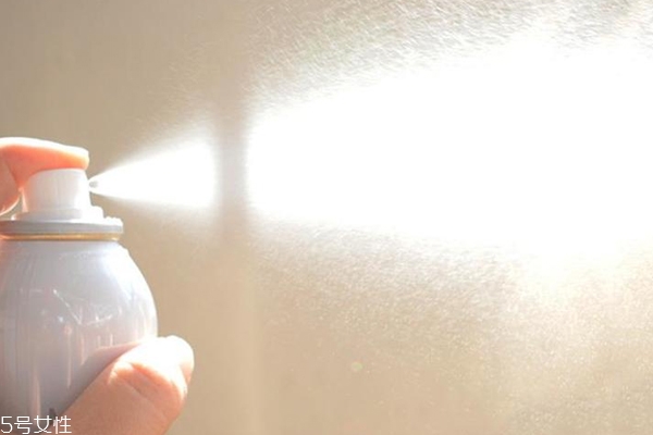 維生素b5對痘痘的功效 這些成分治敏感于股掌 維生素b5對痘痘的功效 這些成分治敏感于股掌