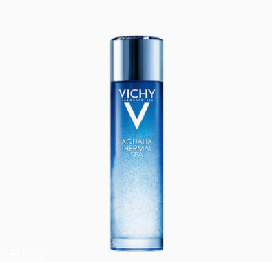 水和乳先用哪個(gè) 因人而異別太較真 水和乳先用哪個(gè) 因人而異別太較真