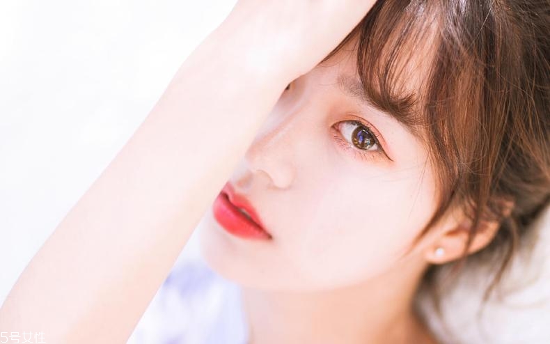 天生黑能白到什么程度 看這幾個(gè)地方就行 天生黑能白到什么程度 看這幾個(gè)地方就行