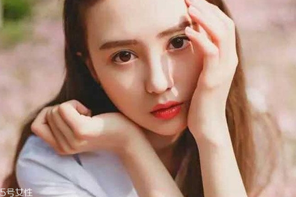 針葉櫻桃的護膚功效 淡斑效果敲明顯的 針葉櫻桃的護膚功效 淡斑效果敲明顯的