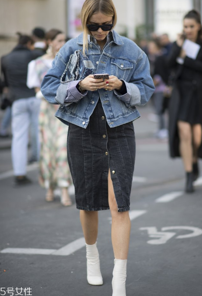 牛仔夾克怎么搭配？照著穿你就贏了