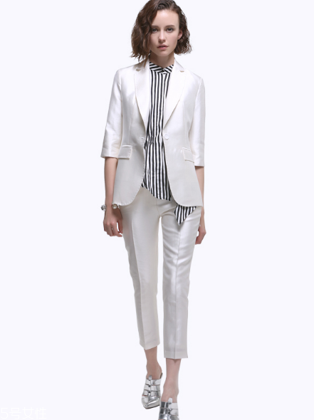 今年流行什么顏色西裝？這三款讓你帥氣逼人