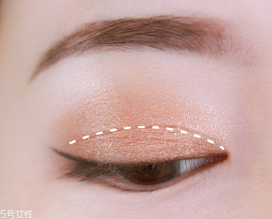 漸層眼影的畫法圖片 漸層眼影怎么畫 漸層眼影的畫法圖片 漸層眼影怎么畫