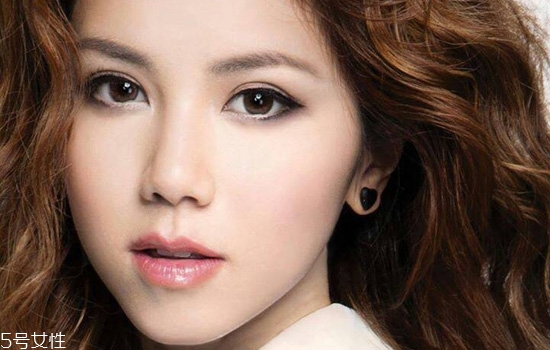 2018流行什么眉毛 眉形與臉型的搭配圖片 2018流行什么眉毛 眉形與臉型的搭配圖片