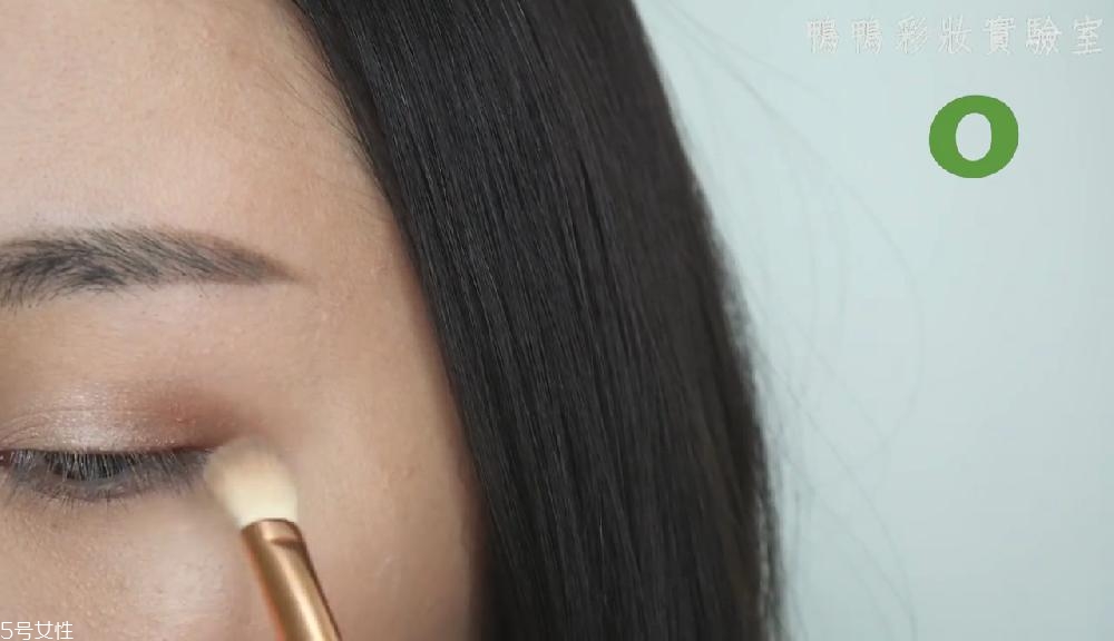 漸層眼影的畫法圖片 漸層眼影怎么畫 漸層眼影的畫法圖片 漸層眼影怎么畫