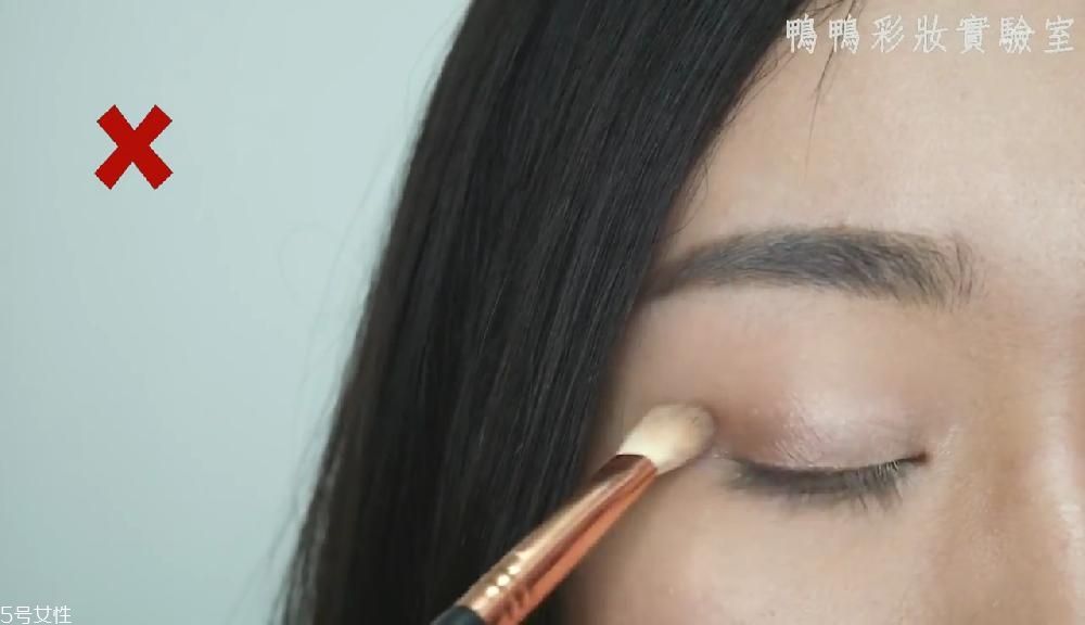 漸層眼影的畫法圖片 漸層眼影怎么畫 漸層眼影的畫法圖片 漸層眼影怎么畫