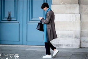 小白鞋太大了怎么辦？小白鞋買大了解決方法