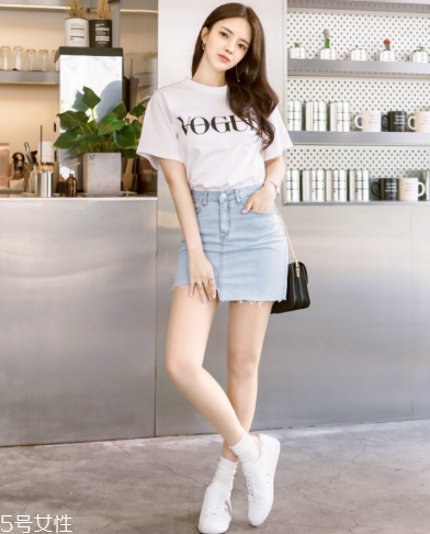 小白鞋放黃了怎么辦？小白鞋放黃了這樣洗