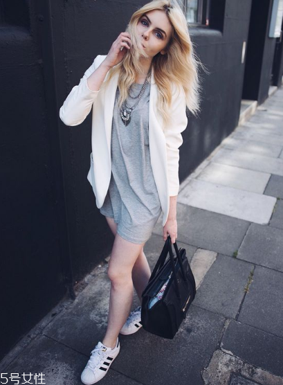 小白鞋里面怎么洗？小白鞋內(nèi)側(cè)清洗方法