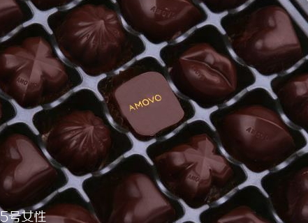 酒心巧克力小孩能吃嗎 酒心巧克力哪些人不能吃 酒心巧克力小孩能吃嗎 酒心巧克力哪些人不能吃