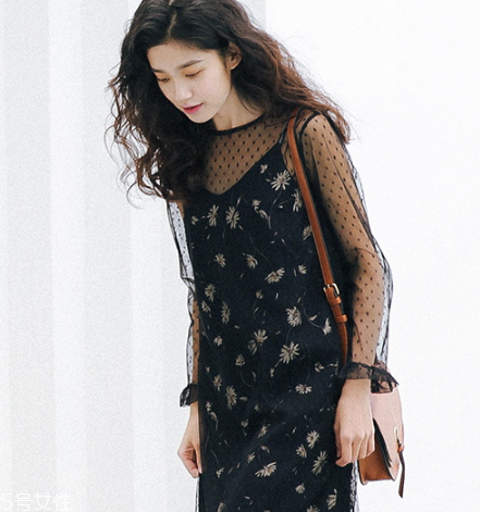 微胖女生穿什么裙子好看？微胖女生穿搭圖片