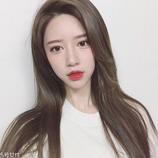 長發(fā)染什么顏色好看 長發(fā)染色顏色大全 長發(fā)染什么顏色好看 長發(fā)染色顏色大全