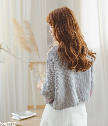 長發(fā)染什么顏色好看 長發(fā)染色顏色大全 長發(fā)染什么顏色好看 長發(fā)染色顏色大全