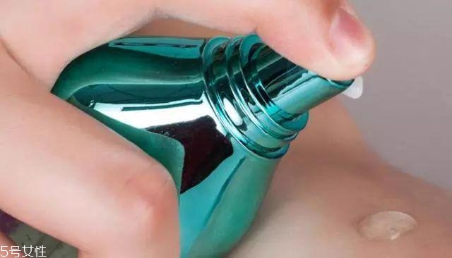 30歲左右用什么精華 30歲抗衰老精華推薦 30歲左右用什么精華 30歲抗衰老精華推薦