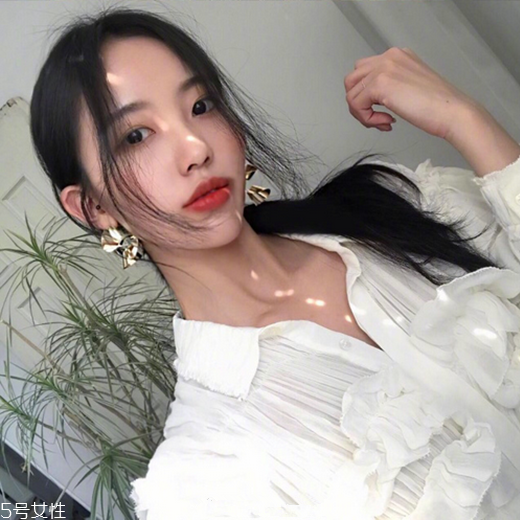 長發(fā)染什么顏色好看 長發(fā)染色顏色大全 長發(fā)染什么顏色好看 長發(fā)染色顏色大全