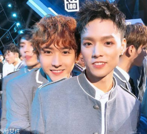 何東東卷毛是什么發(fā)型 何東東最新可愛(ài)卷毛發(fā)型 何東東卷毛是什么發(fā)型 何東東最新可愛(ài)卷毛發(fā)型