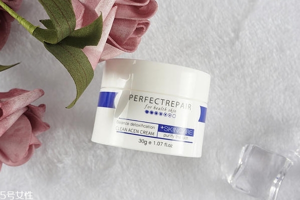 泊舒清痘霜有用嗎 泊舒清痘能力實(shí)測(cè) 泊舒清痘霜有用嗎 泊舒清痘能力實(shí)測(cè)