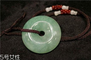 翡翠可以用牙膏清洗嗎？翡翠用牙膏洗好嗎