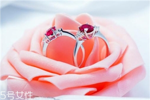 碧璽戒指一般多少錢？碧璽戒指的市場價值