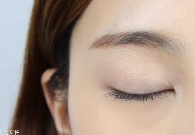 有黑眼圈化妝怎么遮蓋好 有黑眼圈化妝怎么遮蓋好