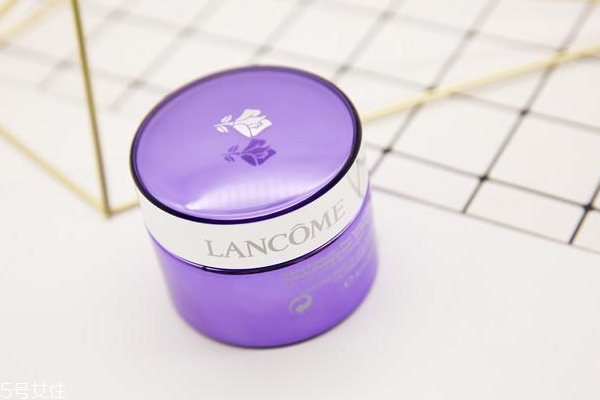 2018美白面霜排行榜10強 肌膚白三度的美白面霜 2018美白面霜排行榜10強 肌膚白三度的美白面霜