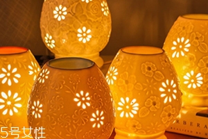 香薰燈燈不亮怎么回事？香薰燈怎么換燈泡