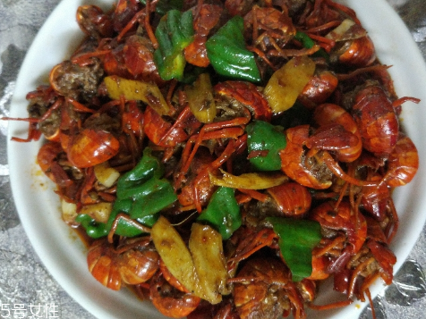 麻辣小龍蝦是哪個(gè)地方的菜系？