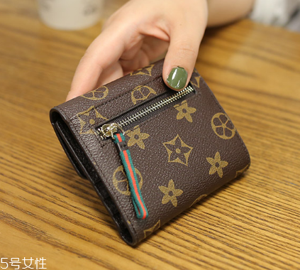 錢(qián)包可以帶上飛機(jī)嗎？錢(qián)包帶上飛機(jī)有影響嗎