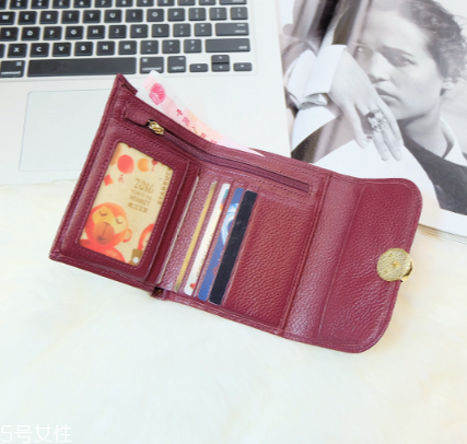 錢包可以用藍色嗎？藍色錢包好嗎