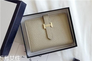 錢包是牛皮好還是羊皮好？錢包牛皮和羊皮對比