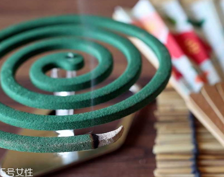 欖菊蚊香和超威蚊香哪個(gè)好？