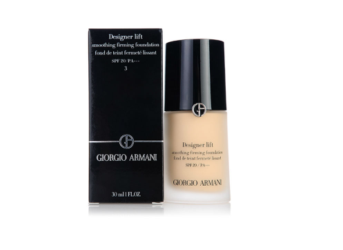 用粉底液之前用什么比較好 粉底液的使用步驟 用粉底液之前用什么比較好 粉底液的使用步驟