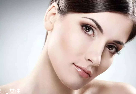 頸紋深怎么辦 頸霜可以去除頸紋嗎 頸紋深怎么辦 頸霜可以去除頸紋嗎