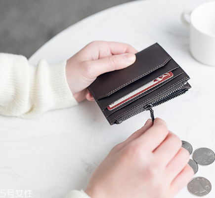 錢包多久換一次？錢包多長(zhǎng)時(shí)間換新的