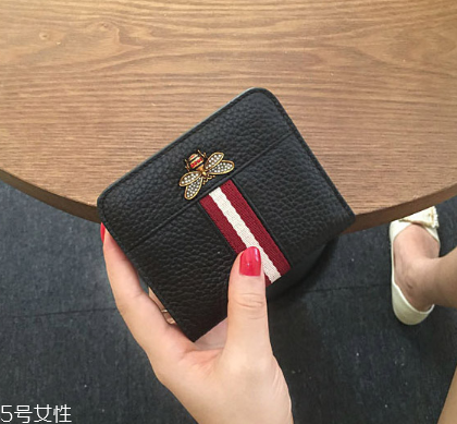 錢(qián)包里放照片好嗎？錢(qián)包里放照片的意義