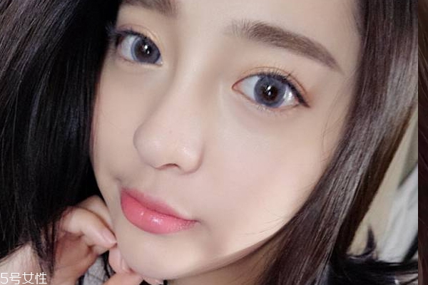 灰色美瞳適合黃皮嗎 灰色美瞳妝圖片 灰色美瞳適合黃皮嗎 灰色美瞳妝圖片