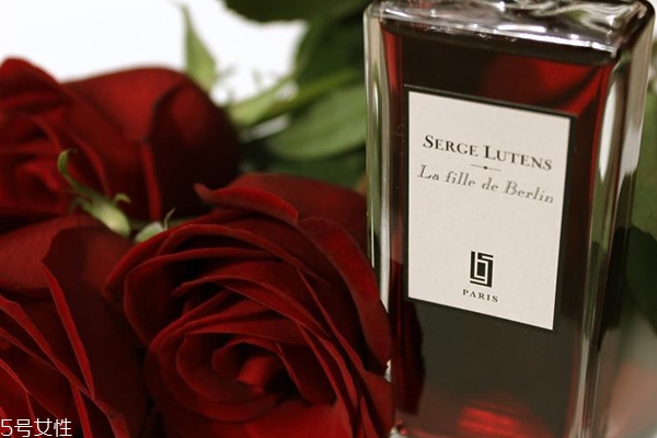 紅顏色香水都有哪些牌子 紅色香水盤點(diǎn) 紅顏色香水都有哪些牌子 紅色香水盤點(diǎn)