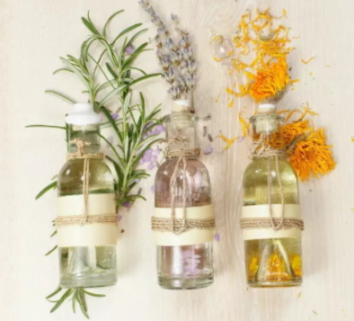 牛膝草精油的功效 牛膝草精油的使用方法 牛膝草精油的功效 牛膝草精油的使用方法