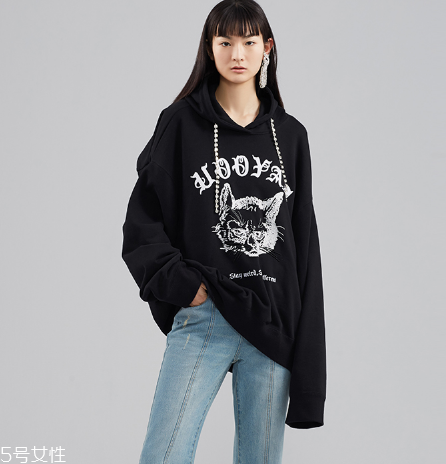 運動休閑風怎么搭配？運動休閑風搭配技巧