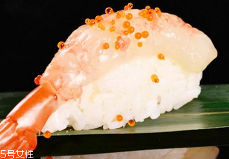 牡丹蝦和甜蝦的區(qū)別 牡丹蝦和紅蝦哪個(gè)好 牡丹蝦和甜蝦的區(qū)別 牡丹蝦和紅蝦哪個(gè)好