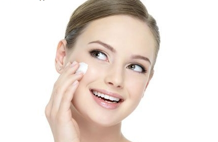 春天敷面膜為什么臉疼 春天敷面膜注意事項 春天敷面膜為什么臉疼 春天敷面膜注意事項