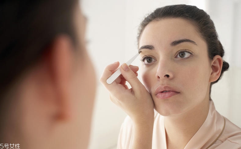 ol妝怎么化 上班ol妝簡(jiǎn)單教程 ol妝怎么化 上班ol妝簡(jiǎn)單教程