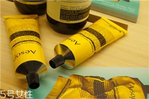 aesop伊索身體乳霜怎么樣 伊索身體乳使用測評 aesop伊索身體乳霜怎么樣 伊索身體乳使用測評