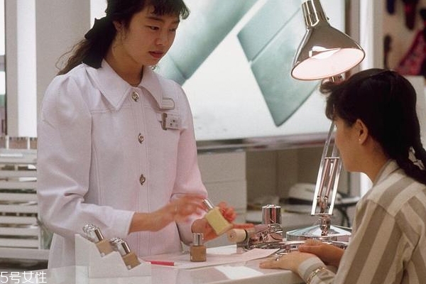 隔離霜怎么檢測重金屬 隔離霜鉛汞鑒別方法 隔離霜怎么檢測重金屬 隔離霜鉛汞鑒別方法