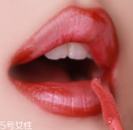 唇線筆和唇釉哪個(gè)好用 唇線筆和唇釉區(qū)別 唇線筆和唇釉哪個(gè)好用 唇線筆和唇釉區(qū)別